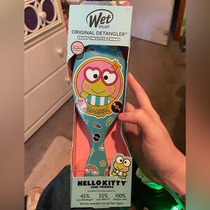 Limited edition hello kitty Keroppi wet brush